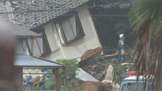 【速報】栃木・足利市の土砂崩れ 倒壊住宅から女性1人を発見 住人の60代夫婦と連絡が取れず捜索|TBS NEWS DIG