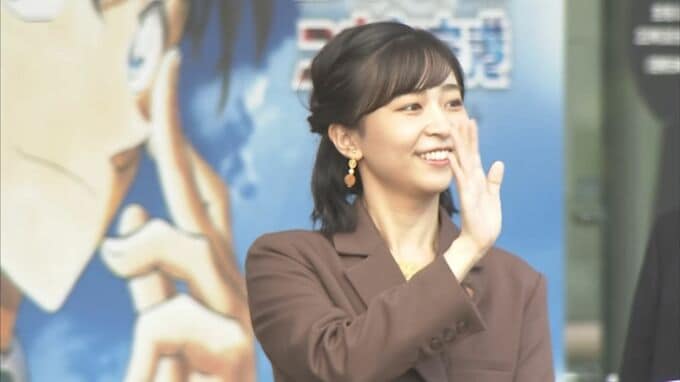 秋篠宮家の次女・佳子さま、鳥取空港で笑顔　「全国高校生手話パフォーマンス甲子園」ご出席へ|TBS NEWS DIG