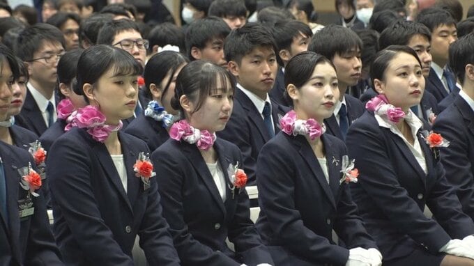 能登半島地震で被災　日本航空高校石川と日本航空大学校石川　系列校のある山梨・甲斐市で卒業式|TBS NEWS DIG