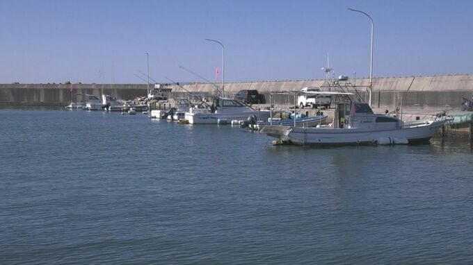 早朝の漁港で水難事故…海に転落した89歳の漁師　「おーい」と助けを求める声に気づき、釣り人と中学生5人が救助　意識あり命に別条なし|TBS NEWS DIG