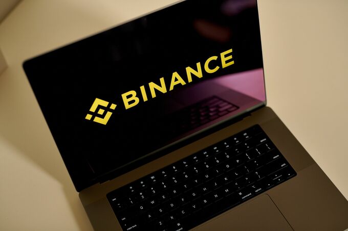 バイナンスなどもハッカーの標的に、コインベースと似た手口－関係者