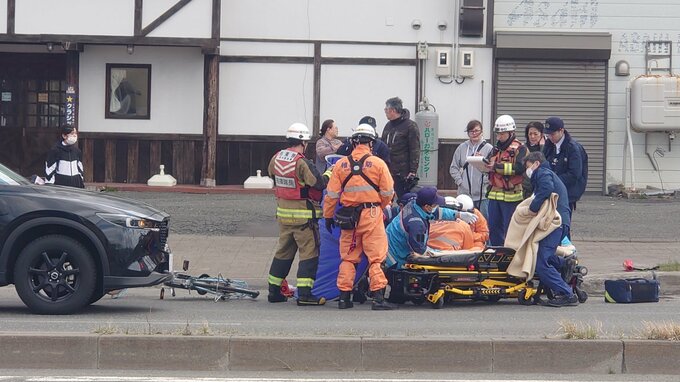 【速報】国道40号で自転車の70代女性が乗用車にはねられる　病院搬送も会話可能で意識あり　北海道稚内市|TBS NEWS DIG