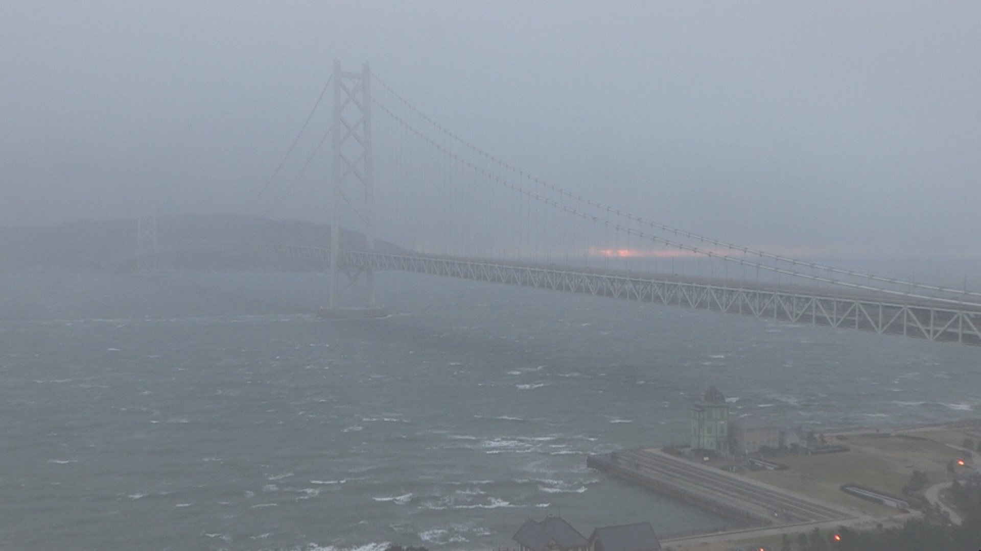 明石 海峡 大橋 通行止め
