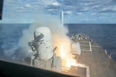 トマホーク巡航ミサイル増産に3.6兆円、米海軍が旧レイセオンと契約| TBS CROSS DIG with Bloomberg