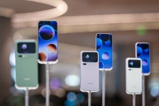 26年スマホ生産2.1%減予想、メモリー不足が直撃－AI需要で汎用品枯渇| TBS CROSS DIG with Bloomberg