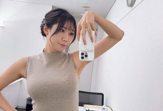 【 穂川果音 】 私服ショットを公開 「デニムがゆるっとしたシルエットなのでちょっと通気性が良くて夏でも着こなせる〜」|TBS NEWS DIG