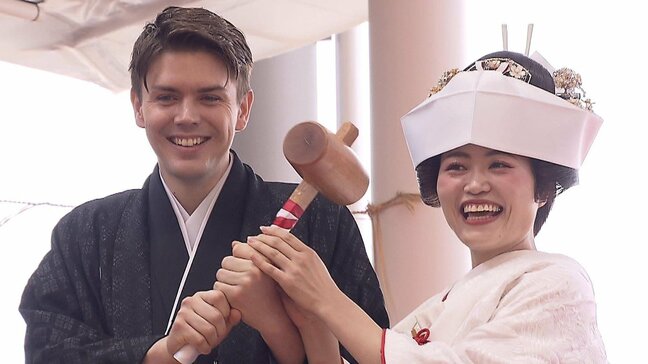 「めっちゃ幸せ者やね」日本とアメリカの国際カップルが万博会場で『神前結婚式』外国人も大勢集まり祝福「神聖さと幸福感に満ちていた」企画した住吉大社の"こだわり"とは|TBS NEWS DIG