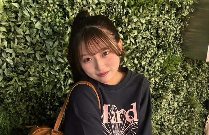 【 辻希美・長女 】希空　「ゆるっとコーデ」の最新オフショットを公開　人気ブランド着こなし自然体な微笑みを披露|TBS NEWS DIG