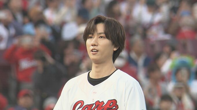 【カープ開幕戦】Snow Man阿部亮平がマツダスタジアムで躍動！渾身のノーバン始球式に大歓声　「お客さん、選手にリスペクトの気持ち」　|　RCC NEWS | 広島ニュース | RCC中国放送