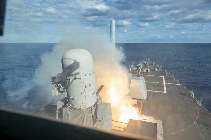 トマホーク巡航ミサイル増産に3.6兆円、米海軍が旧レイセオンと契約