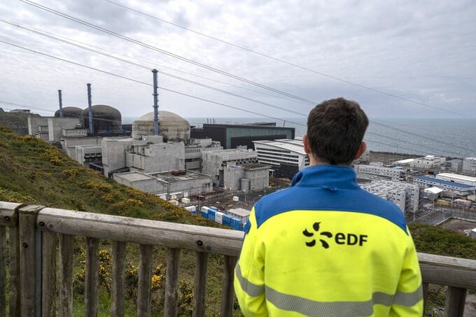 フランス電力公社、新型原子炉を送電網に接続－25年ぶり