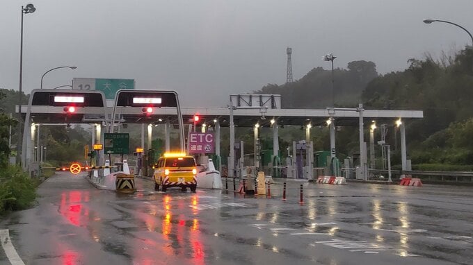 台風14号接近 大分県内の高速道路すべての区間で通行止め　|　大分のニュース｜OBS NEWS｜大分放送