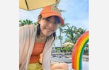 【 若槻千夏 】　家族とグアム旅行で「夏休み最後」の思い出づくり　虹の浮き輪とカラフルコーデ|TBS NEWS DIG