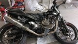 国道11号で乗用車とバイクが衝突...男子大学生（20）が意識不明の重体...車を運転していた女子大学生（20）を現行犯逮捕【香川】|TBS NEWS DIG