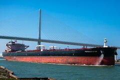 ホルムズ海峡封鎖で米国が最後の砦に、原油輸出急増－持続性には疑問| TBS CROSS DIG with Bloomberg