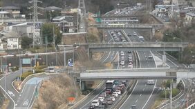 中央道は上りで午前中から渋滞　小仏トンネル付近先頭に14キロ【2日正午現在】|TBS NEWS DIG