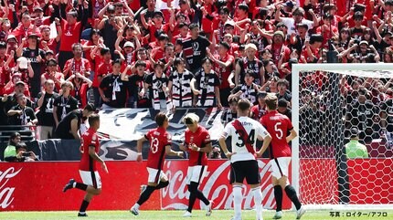 cwc浦和レッズ　クラブW杯　現地限定タオマフ FIFA Club World Cup 2025™(FCWC)グッズ」発売! | URAWA RED