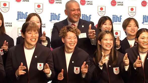 アイスホッケー女子代表 ラミちゃん直伝 メダル“ゲッツ”！キャプテン・小池詩織は「代表の誇りを持ち最後まで全力で戦う」|TBS NEWS DIG