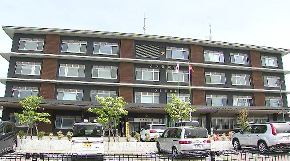 バックホーが横転して下敷きに…運転していた会社役員の69歳男性死亡…長野・立科町の水道関係の工事現場は斜面|TBS NEWS DIG