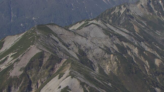 北アルプス蓮華岳で東京都の公務員男性が行動不能に 長野県警のヘリで救助|TBS NEWS DIG