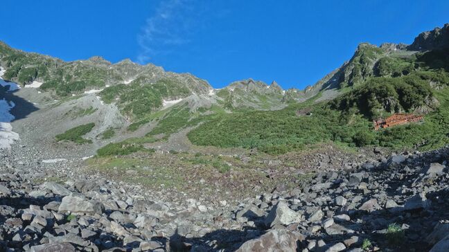 北アルプスで東京都の大学教授の男性が下山中にけが 骨折で重傷の模様|TBS NEWS DIG