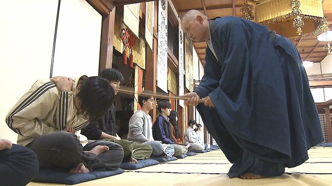 受験本番へ心を整える 予備校生が寺で座禅体験 大分|TBS NEWS DIG
