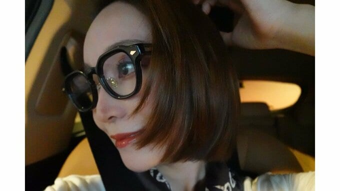 【 加藤綾菜 】「めっちゃ切りましたね」髪を切った姿にフォロワー驚き「年齢と共に隠したいところもあるしこんな感じにしました」|TBS NEWS DIG