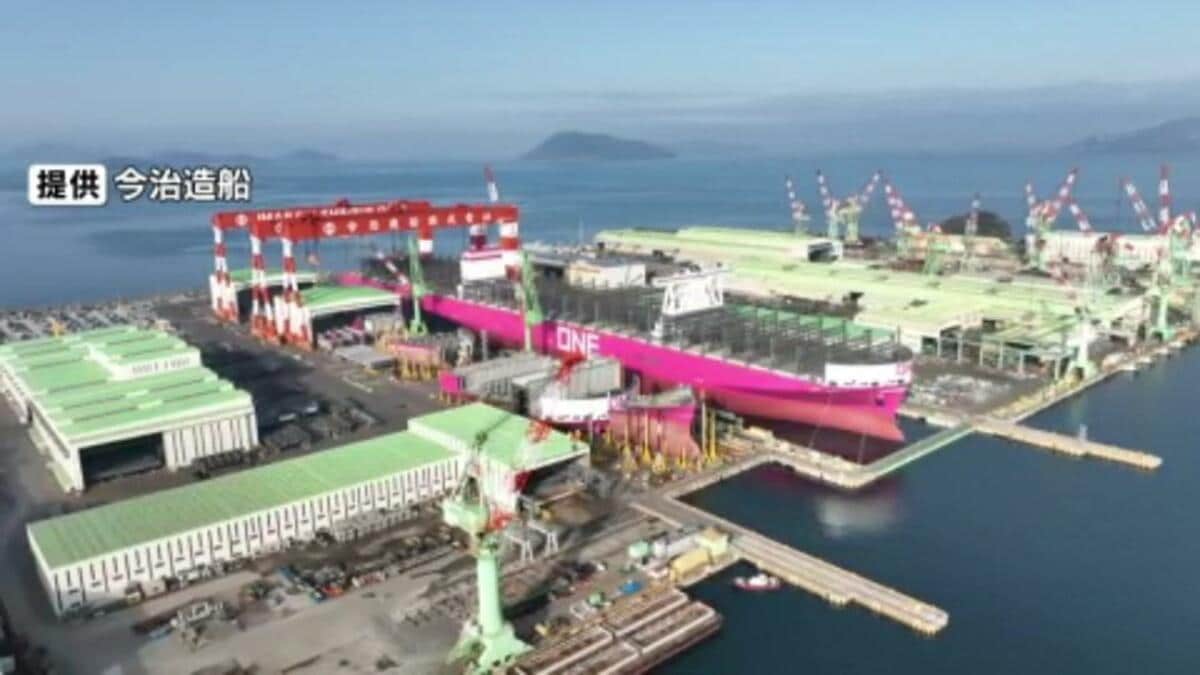 全長約400m！積み込めるコンテナは2万4000個！今治造船などが建造した