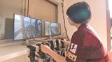 人手不足の建築業界を救うeスポーツ選手のテクニック、遠隔でショベルカーを操作「ちょっとゲームに似ている」|TBS NEWS DIG