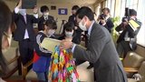 救援金と千羽鶴「私たちの思いをトルコに届けて」黒石市の小学生がトルコ・シリア地震の被災者に贈る|TBS NEWS DIG