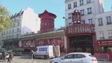 パリ観光名所「ムーラン・ルージュ」風車の羽根が落下　“エッフェル塔が崩壊したのと同じ”|TBS NEWS DIG