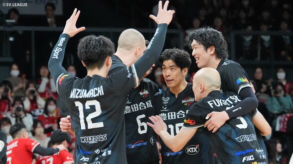 【SVリーグ男子】4強出揃う ！ WD名古屋がフルセットの激戦制し、サントリーとの準決勝へ　STINGS愛知は大阪Bと激突　|TBS NEWS DIG