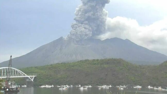 山体膨張続く桜島　井口正人所長「1週間程度は警戒必要」　大正噴火級やドカ灰は…？|TBS NEWS DIG