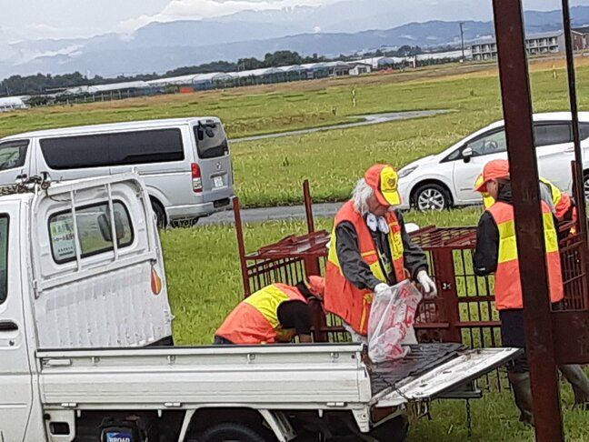 クマ出没で滑走路閉鎖の山形空港　猟友会が箱ワナを設置（山形）|TBS NEWS DIG