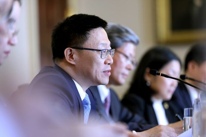 中国の景気刺激策、内需拡大と年間成長目標達成が目的－財政次官