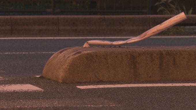 介護士女性（20）が重傷…軽乗用車が中央分離帯に衝突→反対車線で横転　山口|TBS NEWS DIG