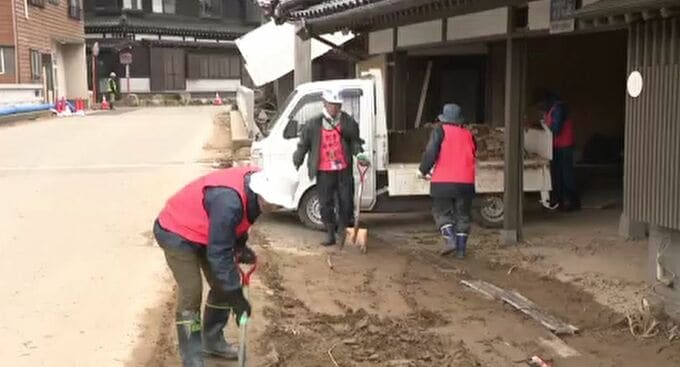 地震・豪雨の被災地、冬を前に民間ボランティアセンターが懸命の活動　石川・輪島市　|　石川県のニュース｜MRO北陸放送