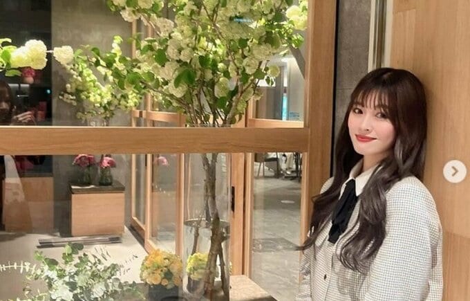 君島十和子さん娘・君島憂樹さん 「27歳になりました」「自信が持てる自分磨きをしていきたい」 元宝塚『蘭世惠翔』|TBS NEWS DIG