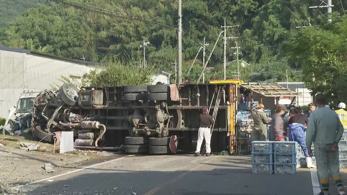 国道220号で通行止め　霧島市福山町で交通事故