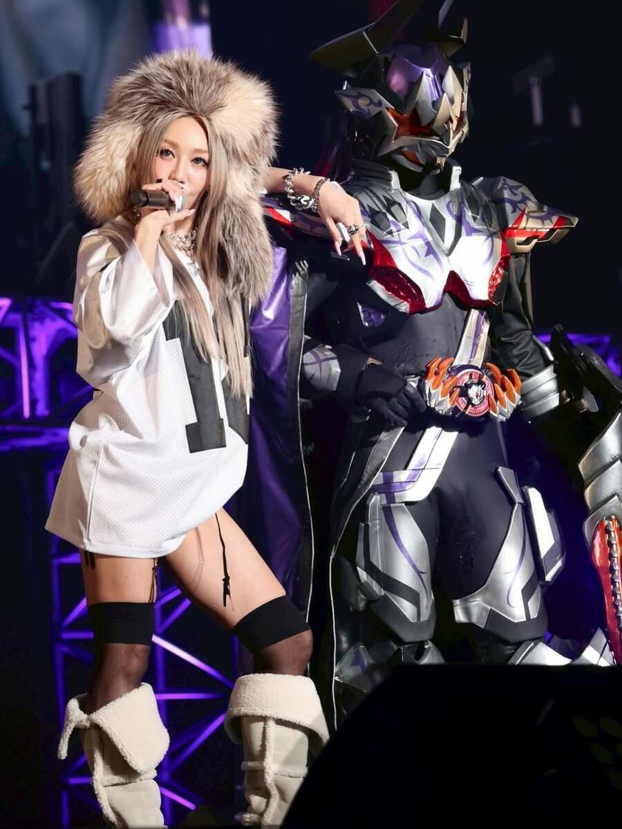 倖田來未 】 「超英雄祭 2026」に降臨 仮面ライダーバッファと