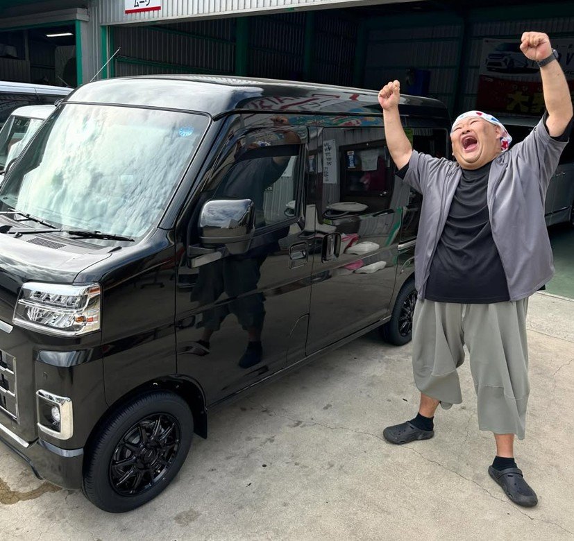 hiroさん 安田大サーカス・HIRO 】 愛車『ハイゼットカーゴ』の「ホイールを交換