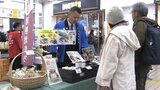 岩手県内の食品関係企業と消費者が盛岡駅で販売交流イベント とうぎん×もりしん×きたしん×LiViTマルシェ|TBS NEWS DIG