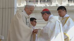 信者ら20万人が祝福　ローマ教皇レオ14世が正式に就任　各国首脳が見守る中、世界平和を呼びかけ| TBS CROSS DIG with Bloomberg