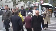 赤西仁さん・錦戸亮さんが上海で公演　イベント中止相次ぐ中での開催に安どの声| TBS CROSS DIG with Bloomberg