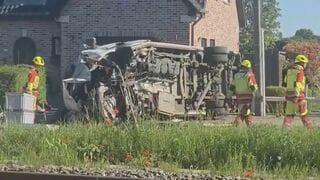 ベルギーで列車がスクールバスに衝突　生徒含む4人死亡| TBS CROSS DIG with Bloomberg