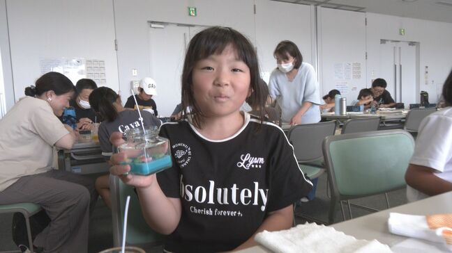 夏休みの子供たちが環境について学ぶ「廃食油をリサイクル！わくわくエコキャンドル作り」|TBS NEWS DIG