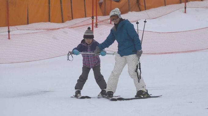 「雪は楽しい！」白樺湖畔のリゾート施設でスノーパークがオープン　長野|TBS NEWS DIG