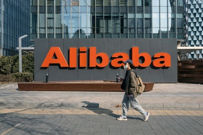 中国テクノロジー株、もみ合いの展開－デカップリング不安強まる