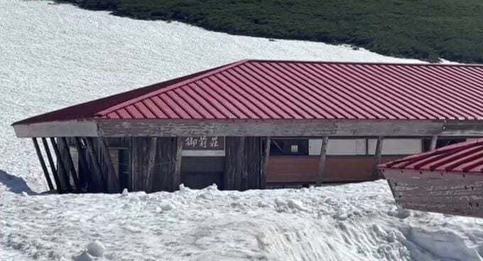 外国からの登山客増加 「雪での転倒、滑落や霧に注意」白山室堂に情報カメラ設置 　|　石川県のニュース｜MRO北陸放送
