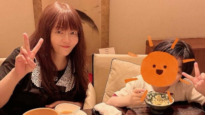 【 華原朋美 】息子との２ショット写真「ここ最近、ずっと家族で色んなとこへ遊びに行ってます」「今のうちにたくさん思い出を」　旅行で見せる“母の表情”に反響「素敵な親子」|TBS NEWS DIG